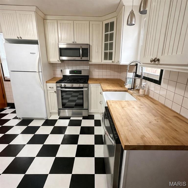 Clifton Heights Add - Residential Lease