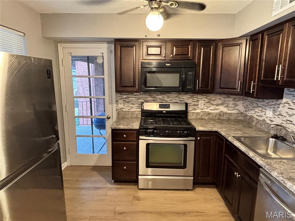 8752 Santa Bella Drive G