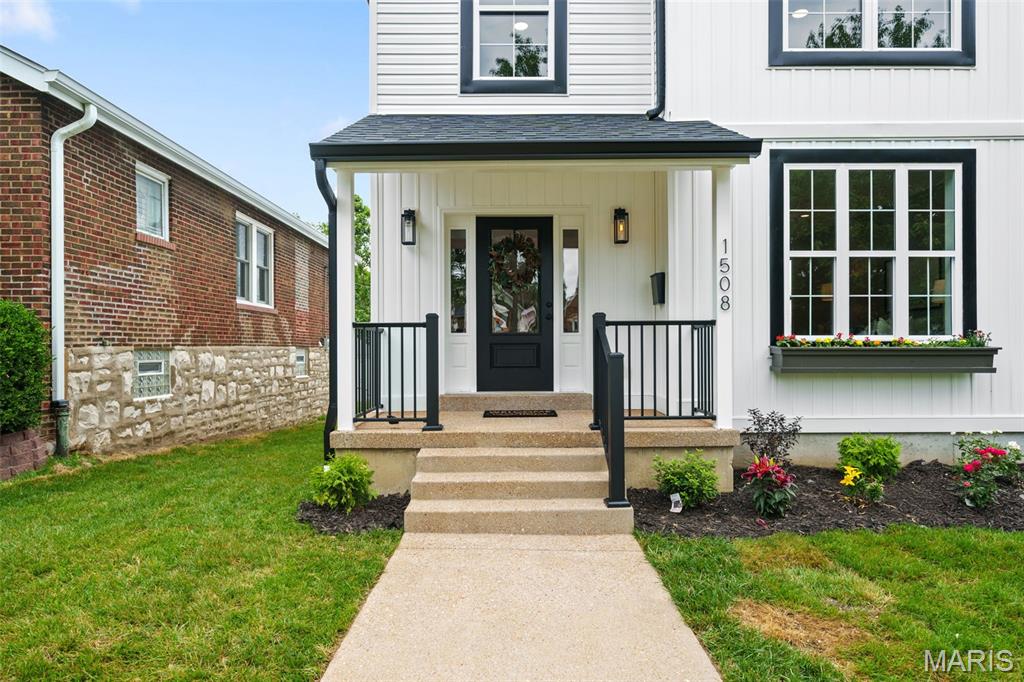 1508 Graham