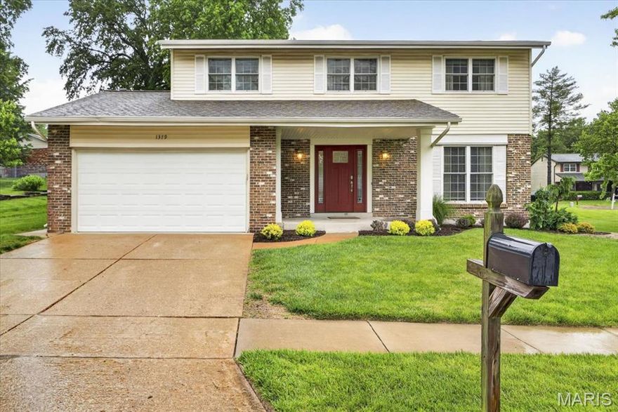 This beautifully updated 4-bedroom, 3-bathroom two-story home situated on a desirable corner lot in Fenton offers the perfect combination of space, style, and functionality. With nearly 2,000 square feet of living space, this move-in ready home has been thoughtfully updated throughout and is ready for its next owner. Step inside to a welcoming entry foyer featuring gorgeous hardwood flooring that extends throughout most of the main level. Just off the foyer, you’ll find a spacious formal living room highlighted by a large picture window that fills the space with natural light and flows seamlessly into the formal dining room, creating an ideal layout for entertaining and everyday living. The updated kitchen is sure to impress with crisp white cabinetry, granite countertops, stainless steel appliances that all stay with the home, and ample prep and storage space. Adjacent to the kitchen is a cozy breakfast area perfect for casual dining, which opens into the inviting sunken family room featuring a fireplace and direct access to the backyard patio. A conveniently located half bath completes the main floor. Upstairs, the home offers four generously sized bedrooms and two full bathrooms, including a spacious primary suite with a walk-in closet and an updated private bath. The finished lower level provides an abundance of additional living space with endless possibilities for a recreation room, home office, workout area, or playroom. Outside, enjoy a large stone patio overlooking the expansive yard, offering plenty of space for outdoor entertaining, gardening, or recreational activities. This home combines comfort, updates, and a fantastic location all in one package.