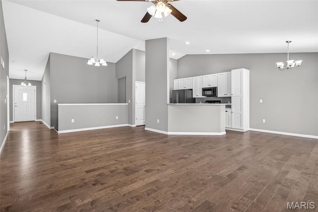 The Villas at Oak Ridge - Residential