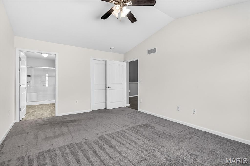 The Villas at Oak Ridge - Residential