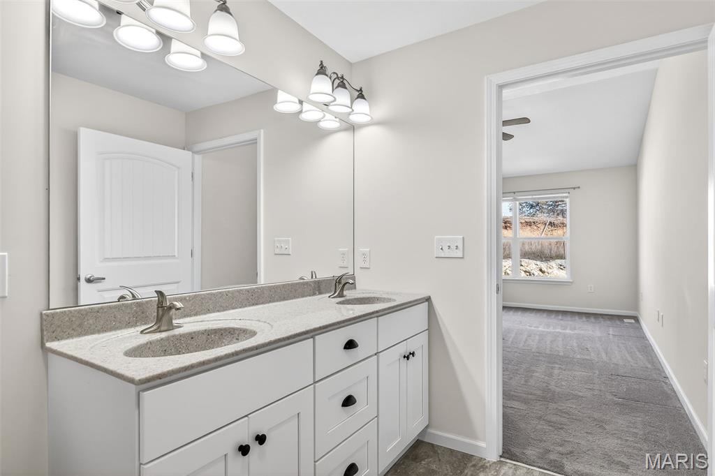 The Villas at Oak Ridge - Residential