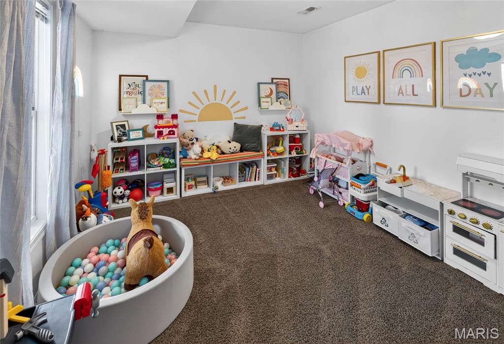 OAK CREEK - Residential