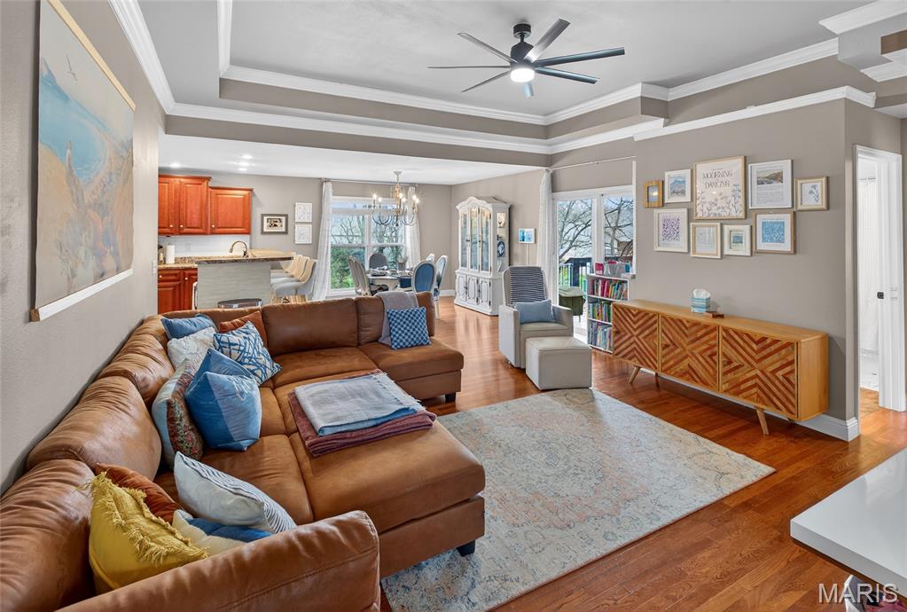 OAK CREEK - Residential