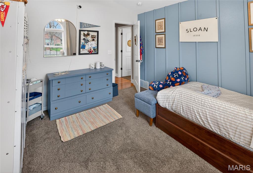 OAK CREEK - Residential