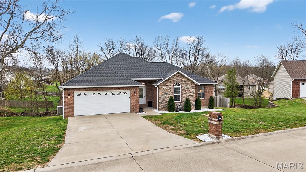 OAK CREEK - Residential