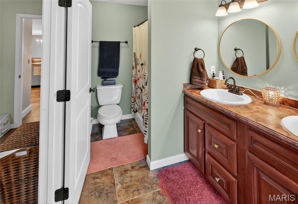 OAK CREEK - Residential