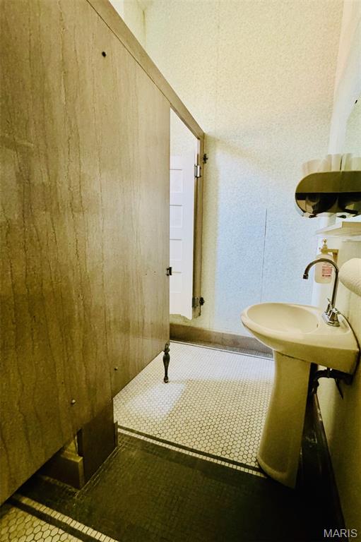 Allens Lafayette Park - Commercial Sale