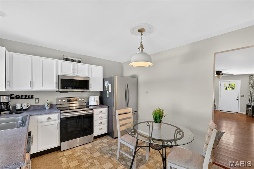 312 Hawks View Drive
