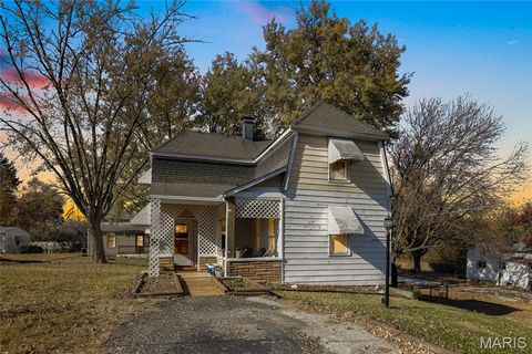 8625 S Grand Avenue St Louis MO 63125