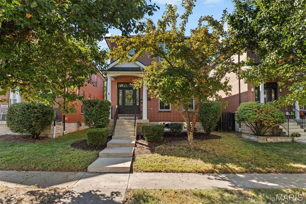 4004 Blaine Avenue