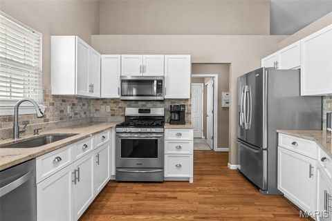 Tiny photo for 7225 Crystal Lake Court, St Louis, MO 63129 (MLS # 26014179)