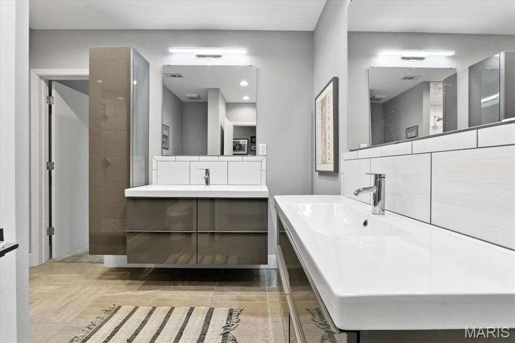 Wildhorse Spring Farm Eight - Residential