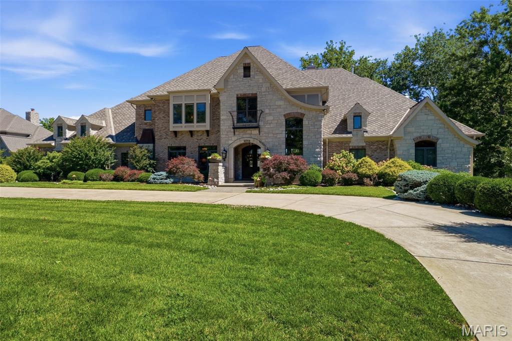 11701 Lakeshore Drive