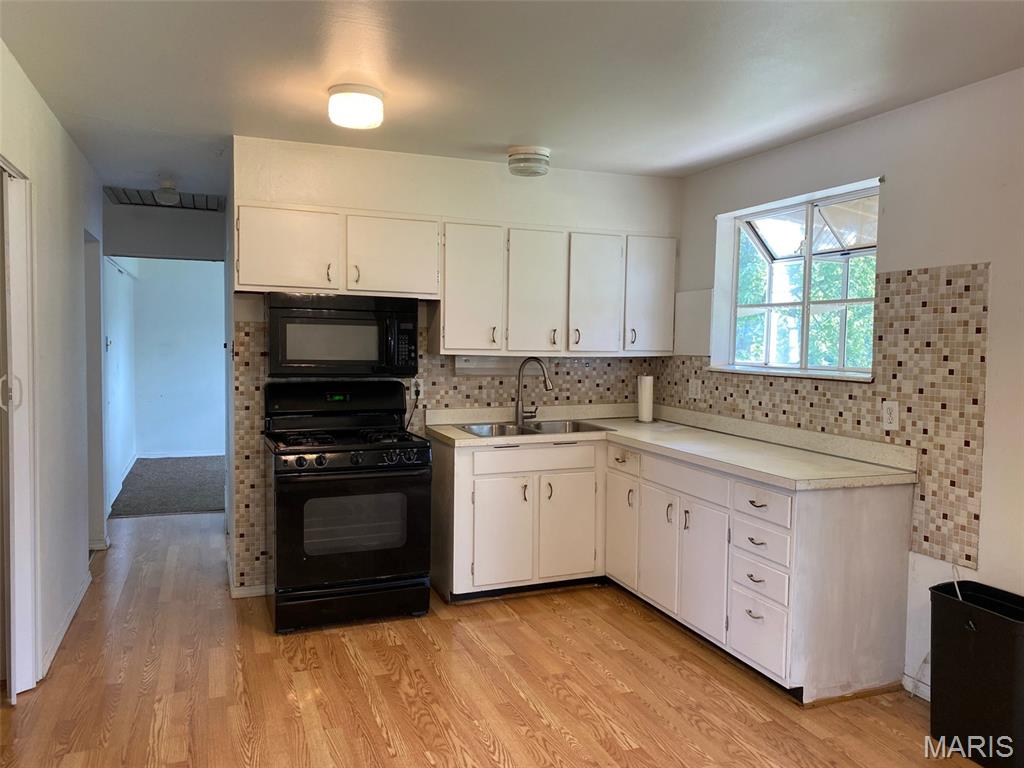 490 Spruce Court