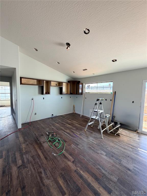 Summit Pass - Residential