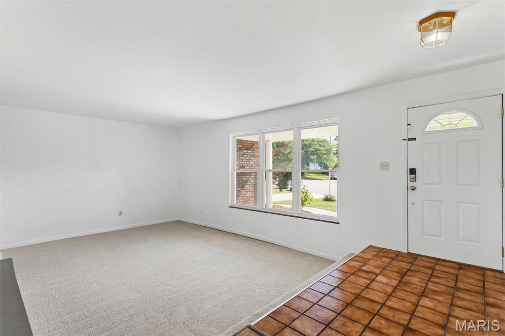 109 Meadowlark Lane