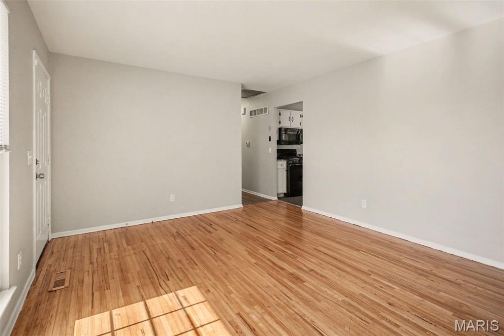 Ville Maria Ten - Residential