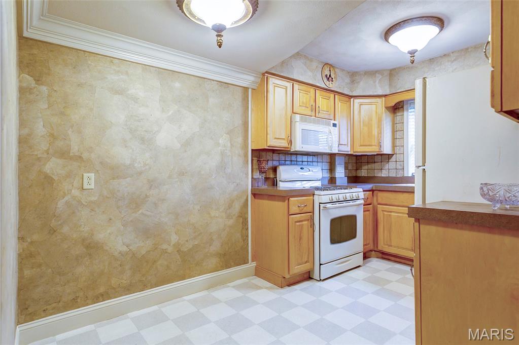 Delcrest Condo - Residential