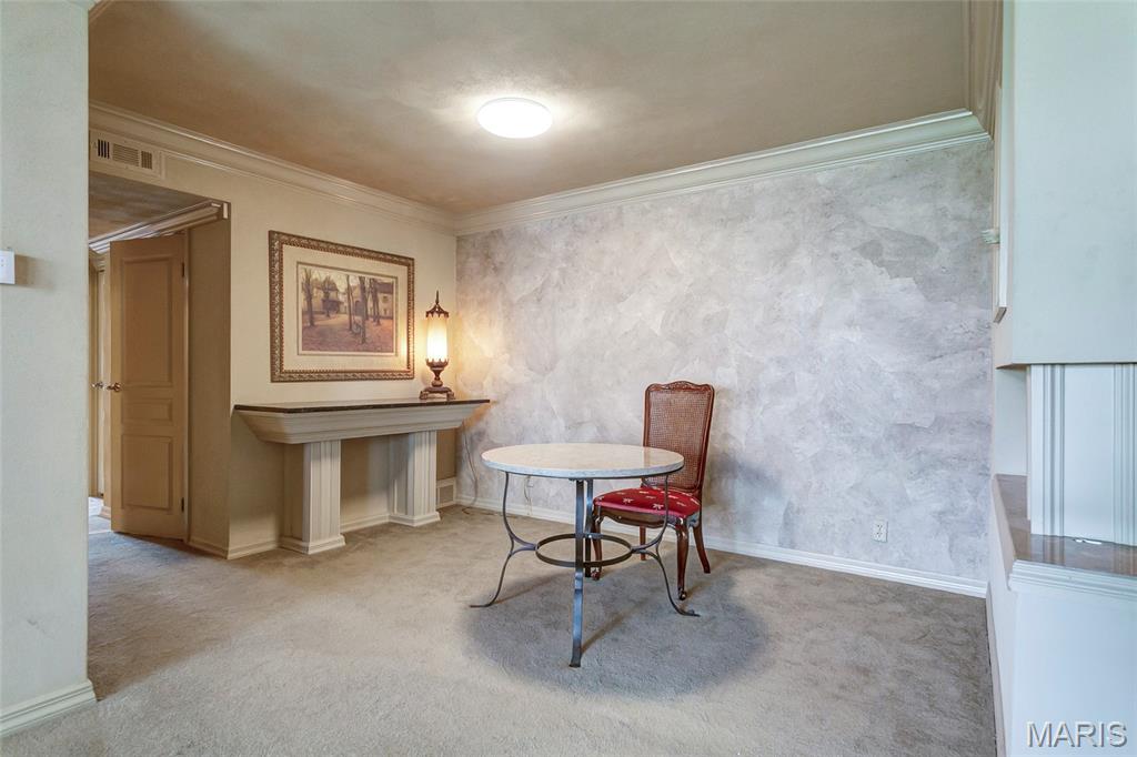 Delcrest Condo - Residential