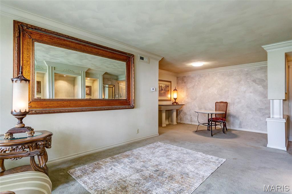 Delcrest Condo - Residential