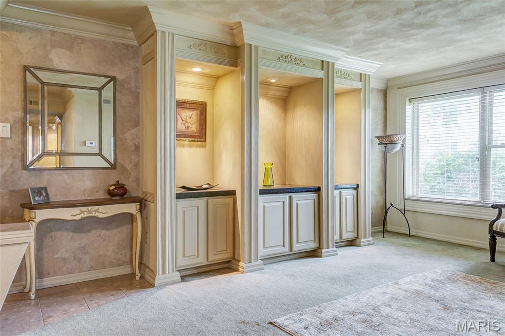 Delcrest Condo - Residential
