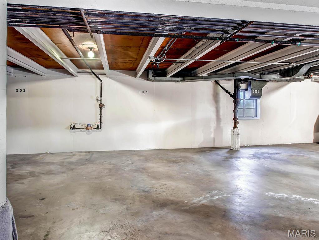 Delcrest Condo - Residential