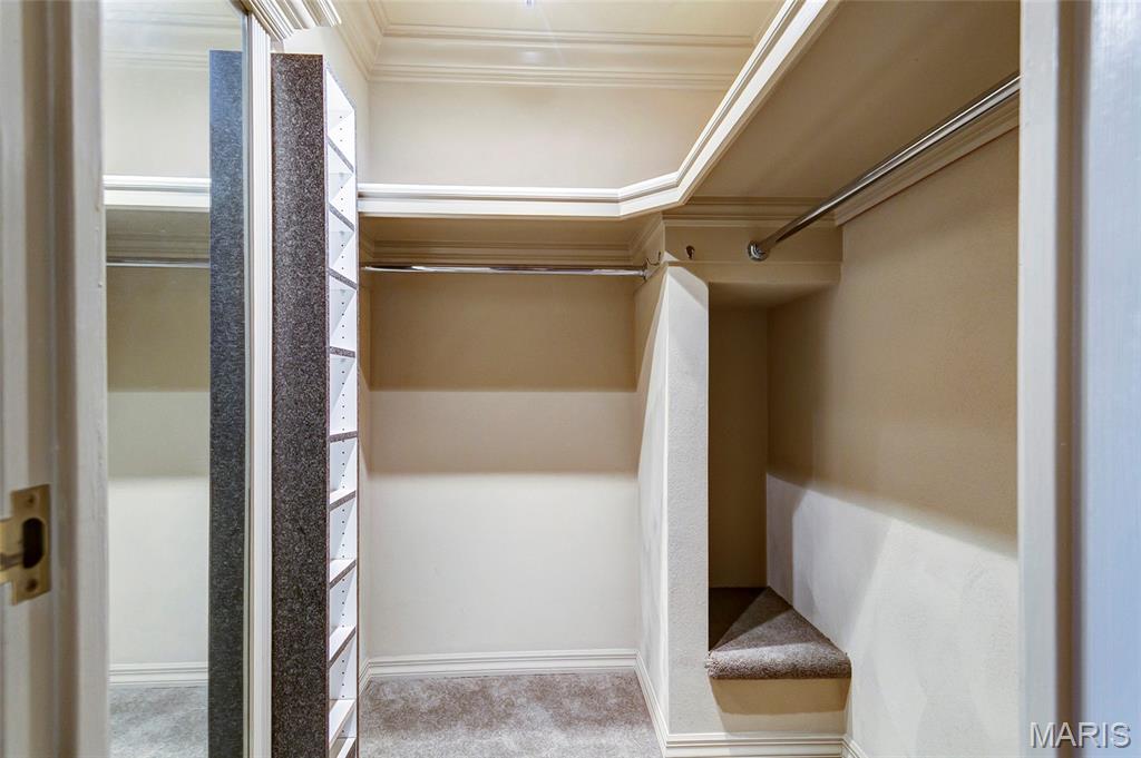 Delcrest Condo - Residential