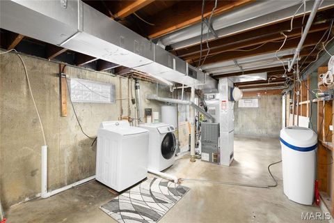 Tiny photo for 84 S Laclede Station Road, Webster Groves, MO 63119 (MLS # 25080840)