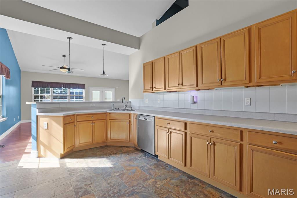 Carondelet - Residential