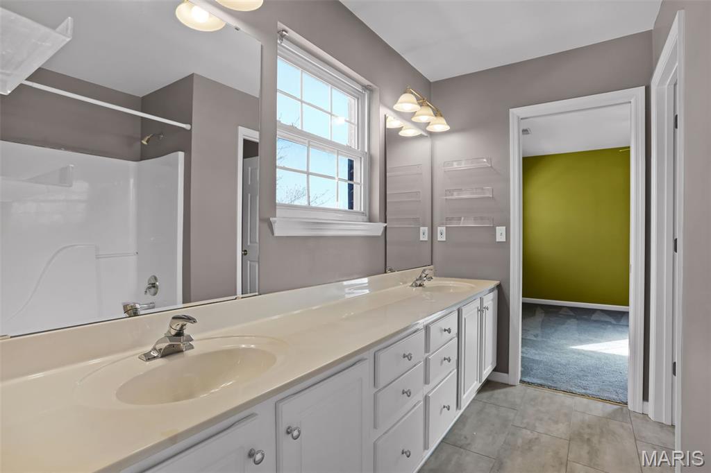 Carondelet - Residential