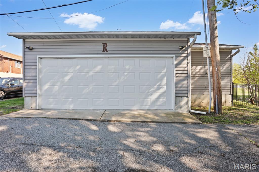 Carondelet - Residential