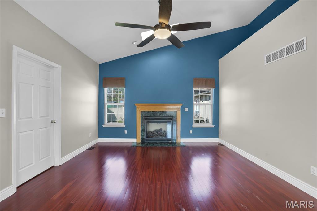 Carondelet - Residential