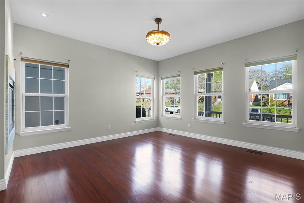 Carondelet - Residential