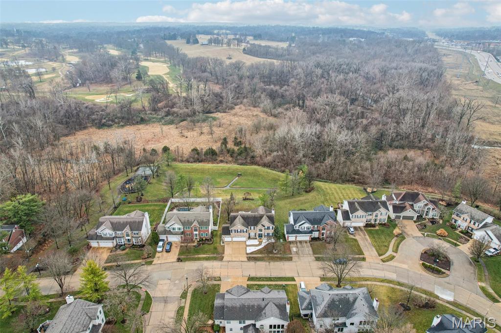 Manors At Bellerive One - Residential