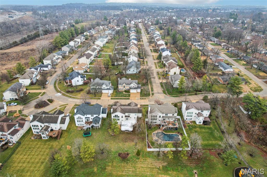 Manors At Bellerive One - Residential