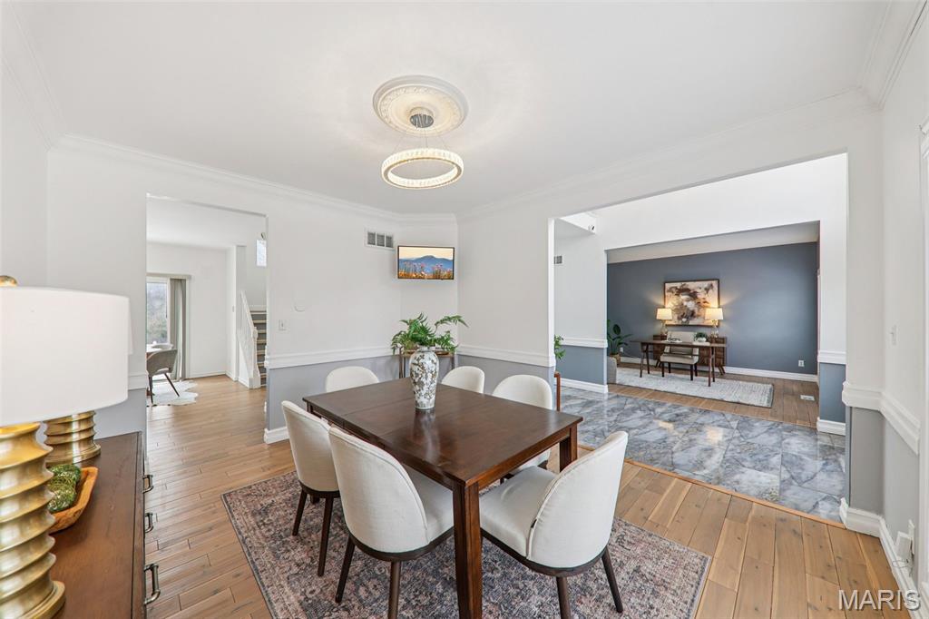 Manors At Bellerive One - Residential