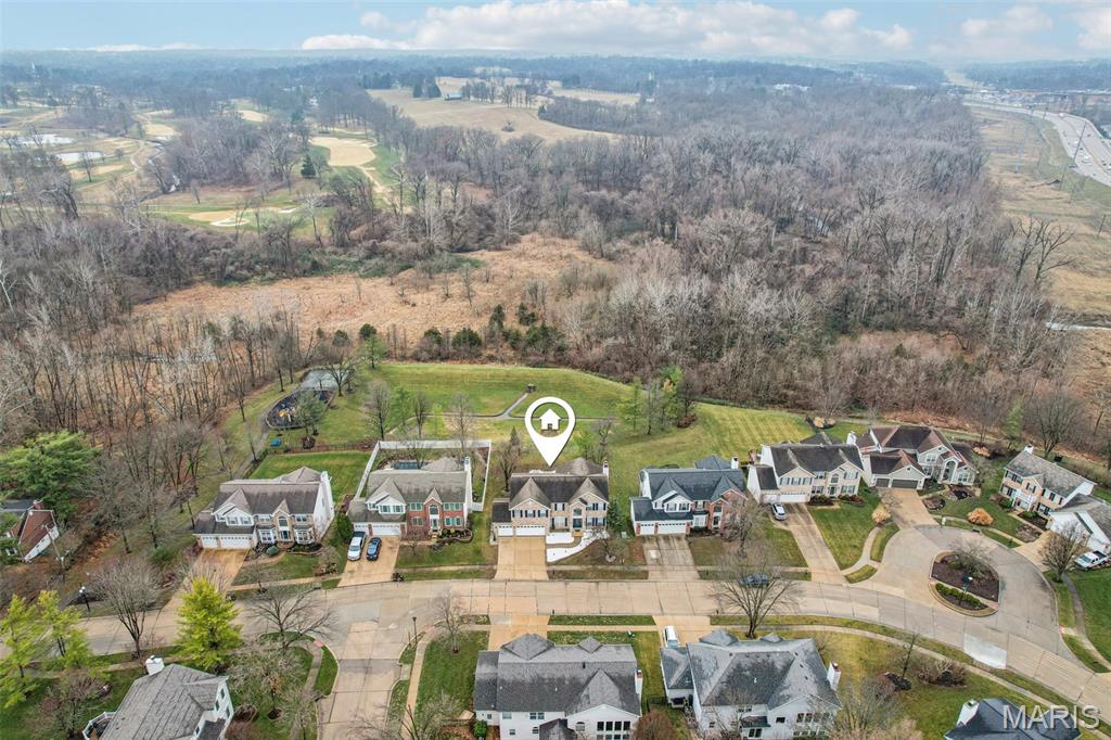 Manors At Bellerive One - Residential