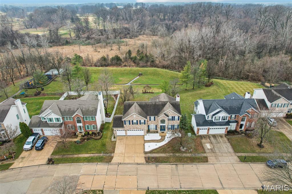 Manors At Bellerive One - Residential