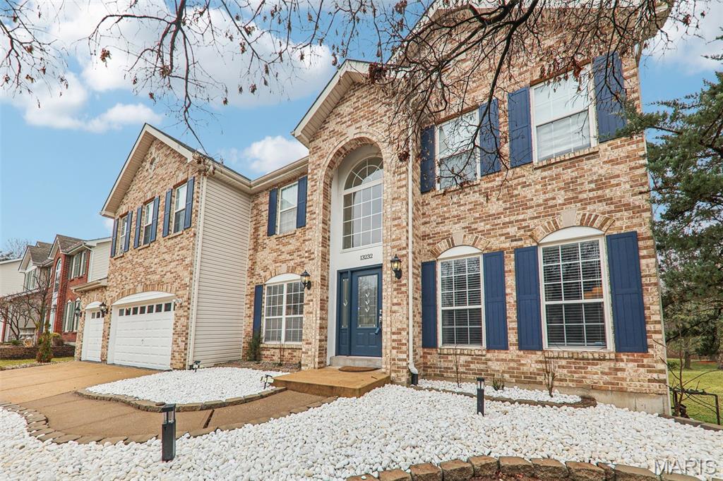 Manors At Bellerive One - Residential