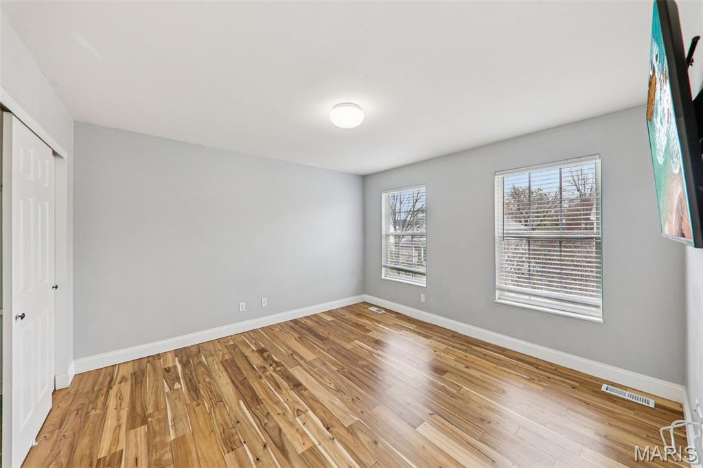 Manors At Bellerive One - Residential