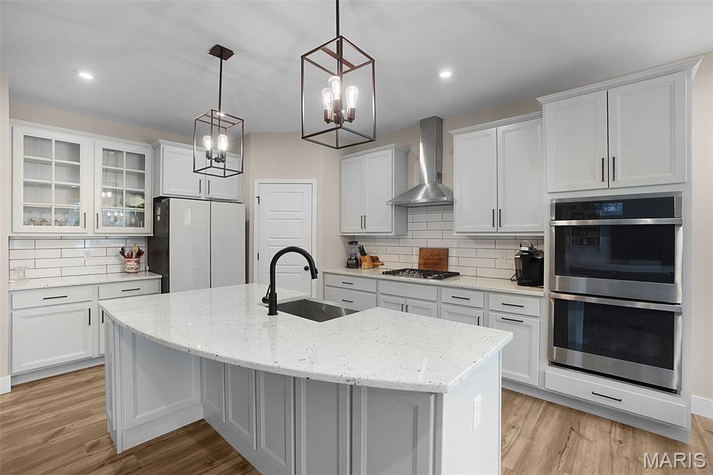 2 Spinney Bough Court