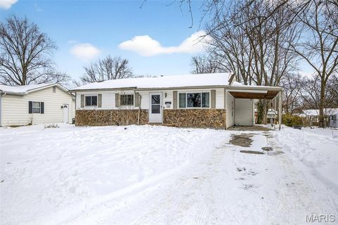 Tiny photo for 520 Kent Drive, Wentzville, MO 63385 (MLS # 26002332)