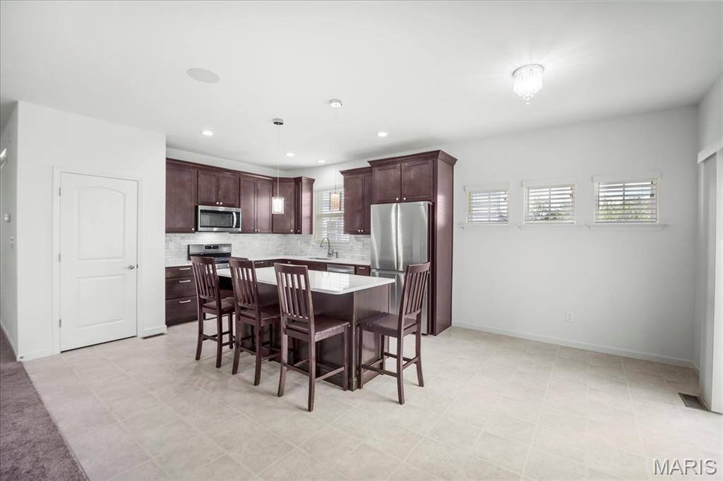 Dardenne Prairie, Missouri 63368, United States, 3 Bedrooms Bedrooms, ,2 BathroomsBathrooms,Residential,Active,147818