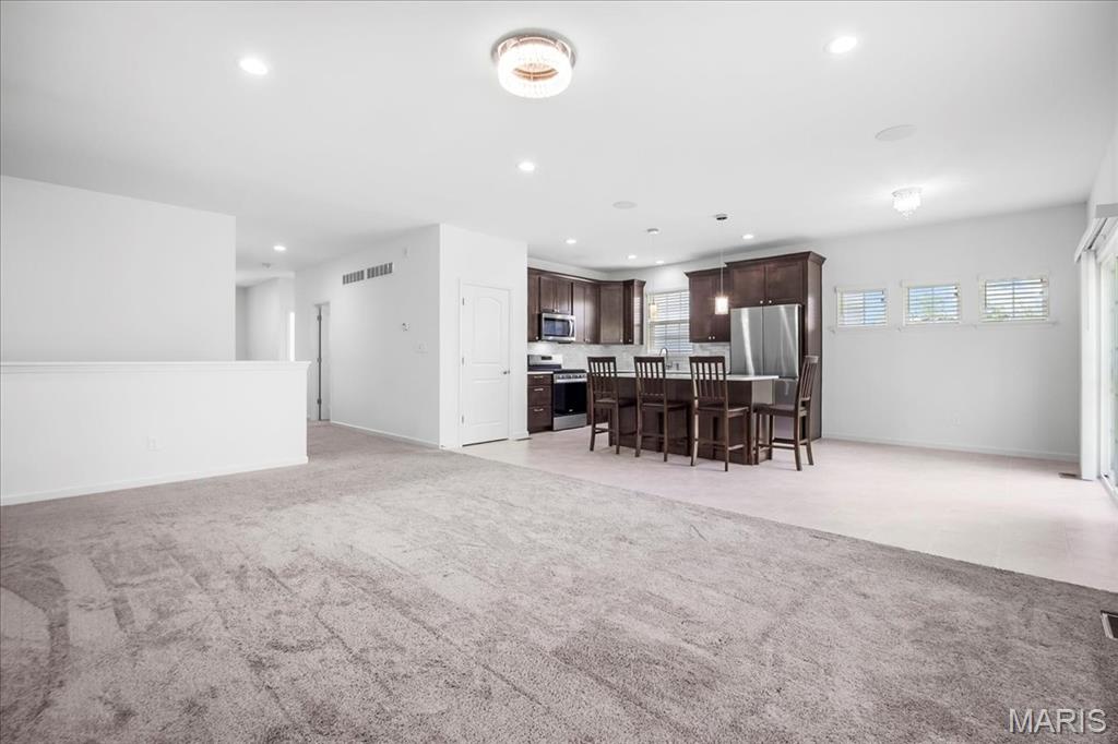 Dardenne Prairie, Missouri 63368, United States, 3 Bedrooms Bedrooms, ,2 BathroomsBathrooms,Residential,Active,147818