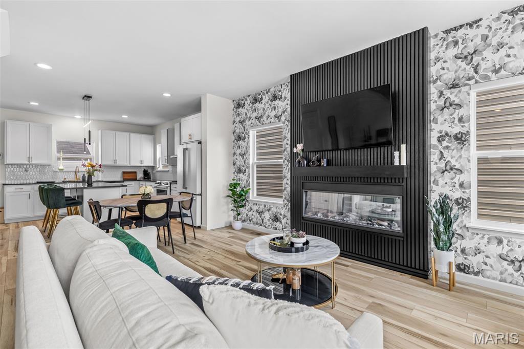 9433 Vandervoort Court