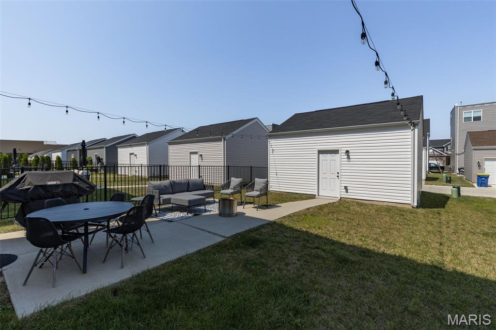 Photo of 9433 Vandervoort Court, Crestwood, MO 63126 (MLS # 26056615)