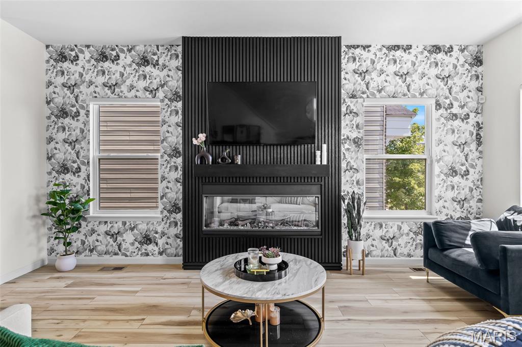 9433 Vandervoort Court