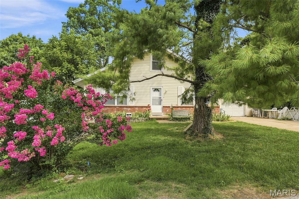 2103 Timber Lane